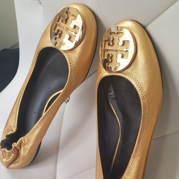 Tory Birch Size 7 Gold Flats - Showroom  condition - Picture 3 of 5